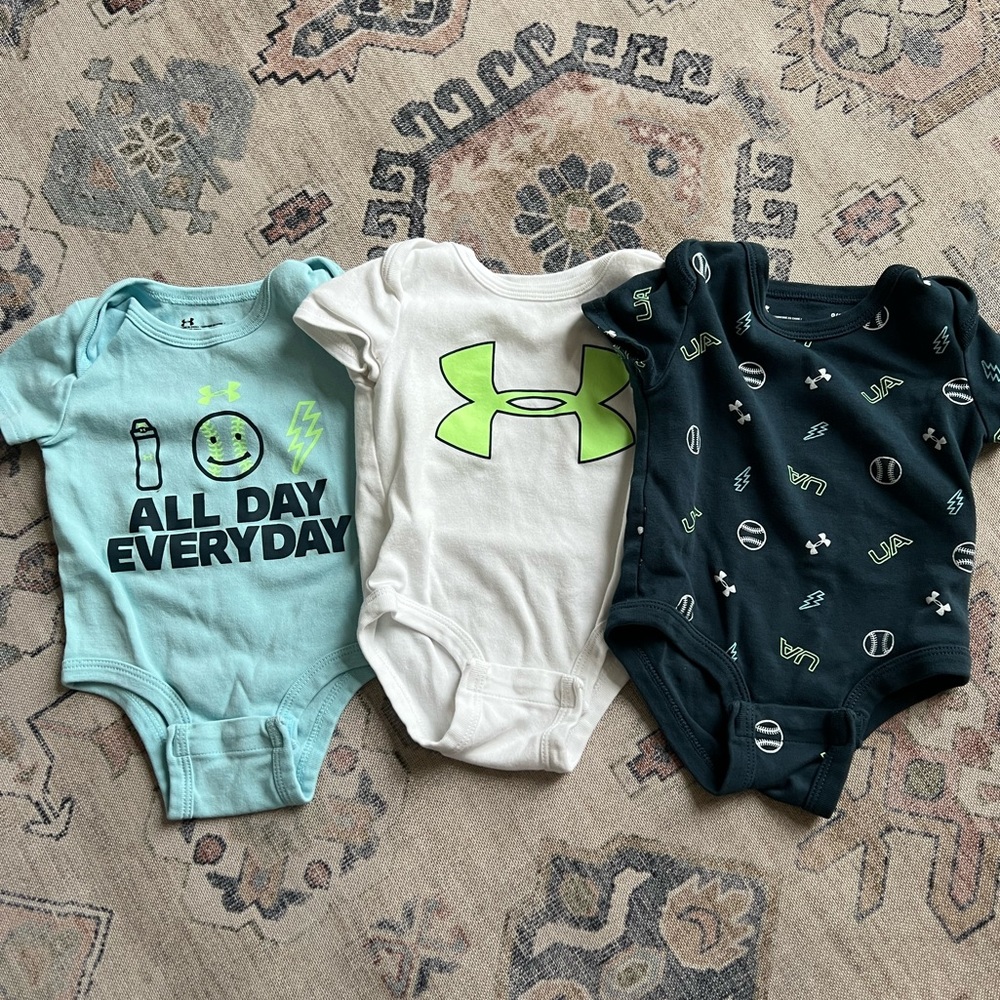 Lot Like-New Under Armour Onesies, 0-3 month
